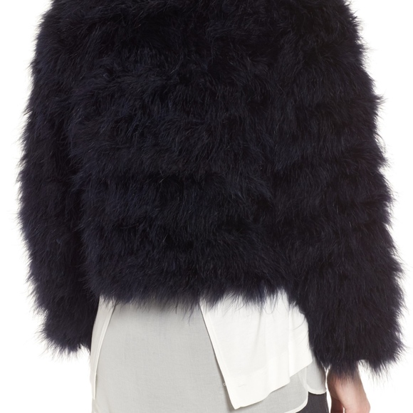 Chelsea28 Crop Faux Fur Feather Jacket - Picture 3 of 4
